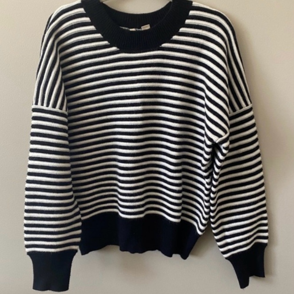 Anthropologie/Moth Chunky Knit Sweater
 SZ M